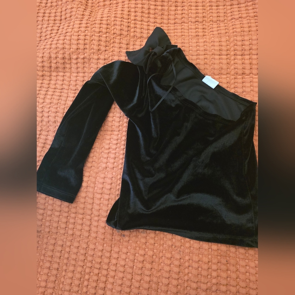 Zara Kids One Shoulder bow top